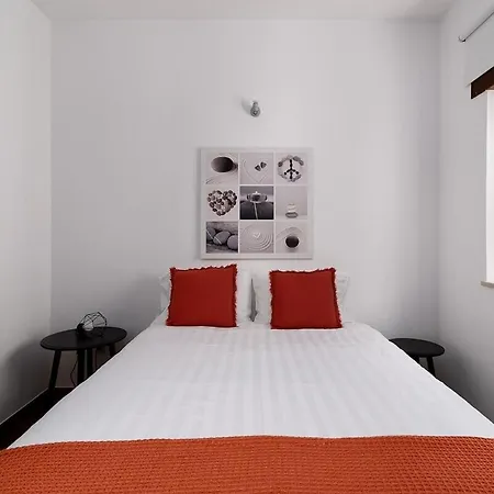 Casa 2 Irmaos Bed & Breakfast